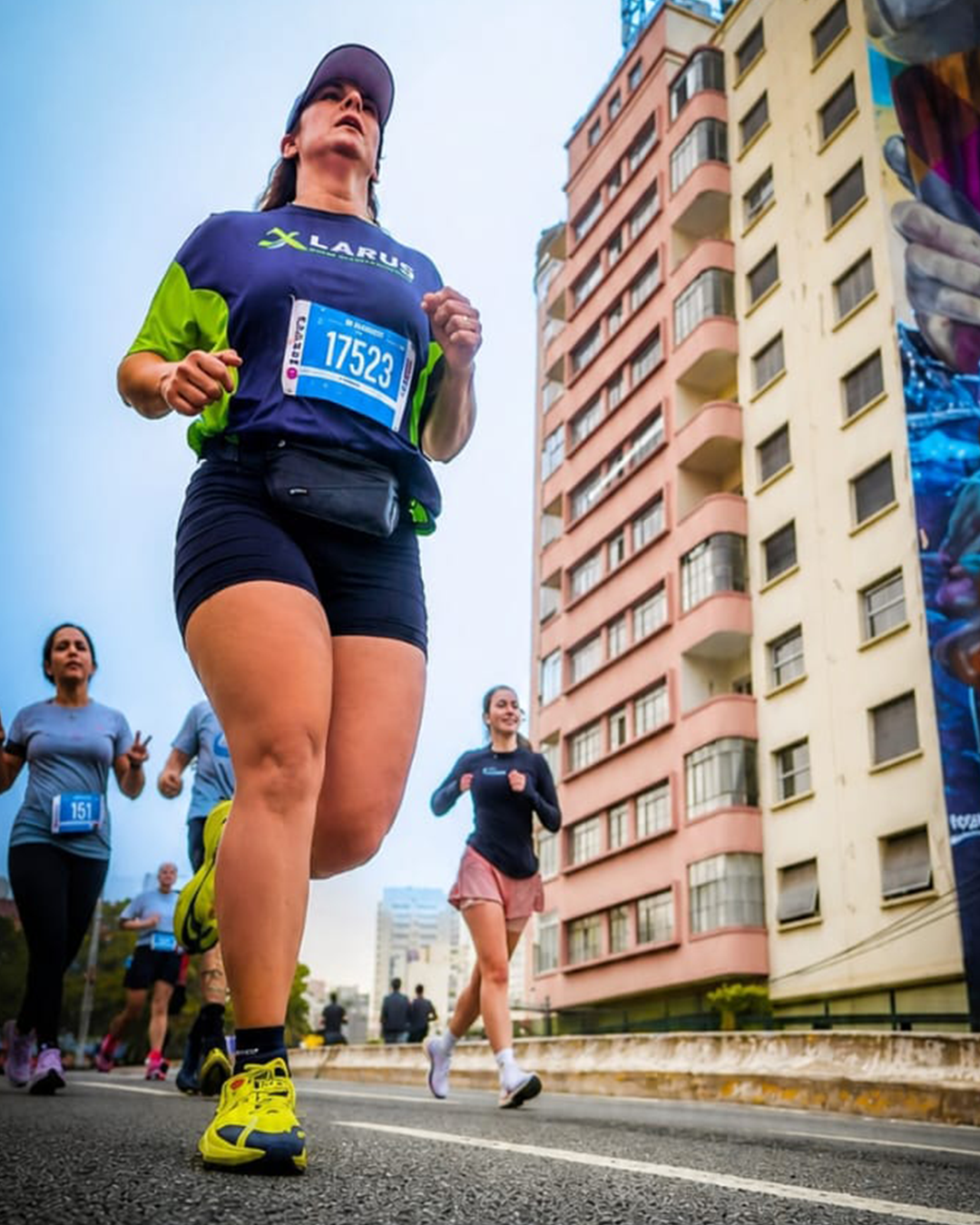 Fabiana Marquioli, aluna LARUN, evoluiu de 500 metros para provas de 5km e 10km
