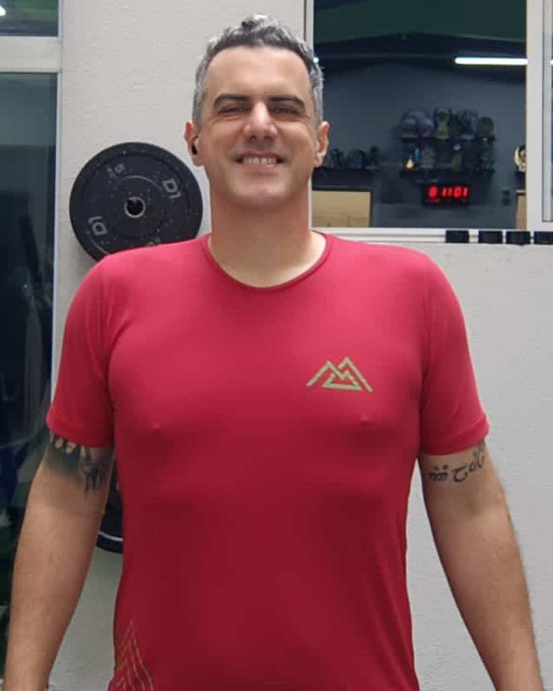 Hélio Moura, aluno LARUN, perdeu 30kg e voltou a correr sem dor no joelho
